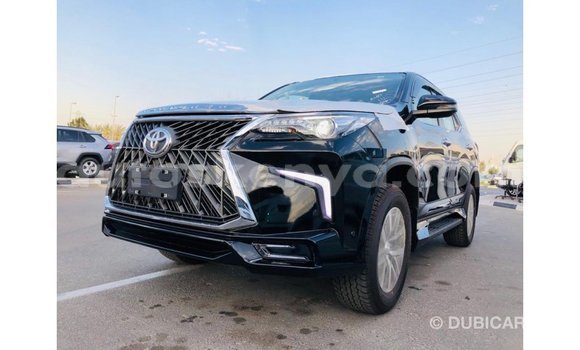 Buy Import Toyota Fortuner Black Car in Import - Dubai in Central Kenya Buy Import Toyota Fortuner Black Car in Import - Dubai in Central Kenya