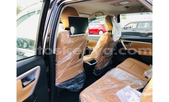 Buy Import Toyota Fortuner Black Car in Import - Dubai in Central Kenya Buy Import Toyota Fortuner Black Car in Import - Dubai in Central Kenya
