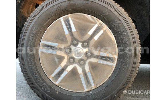 Nunua Imported Toyota Fortuner Nyeusi Gari ndani ya Import - Dubai nchini Kati Kenya Nunua Imported Toyota Fortuner Nyeusi Gari ndani ya Import - Dubai nchini Kati Kenya