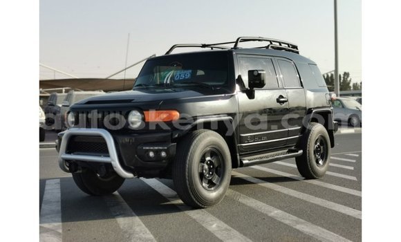 Nunua Imported Toyota FJ Cruiser Nyeusi Gari ndani ya Import - Dubai nchini Kati Kenya Nunua Imported Toyota FJ Cruiser Nyeusi Gari ndani ya Import - Dubai nchini Kati Kenya