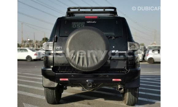 Nunua Imported Toyota FJ Cruiser Nyeusi Gari ndani ya Import - Dubai nchini Kati Kenya Nunua Imported Toyota FJ Cruiser Nyeusi Gari ndani ya Import - Dubai nchini Kati Kenya