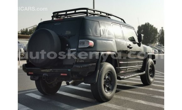 Nunua Imported Toyota FJ Cruiser Nyeusi Gari ndani ya Import - Dubai nchini Kati Kenya Nunua Imported Toyota FJ Cruiser Nyeusi Gari ndani ya Import - Dubai nchini Kati Kenya