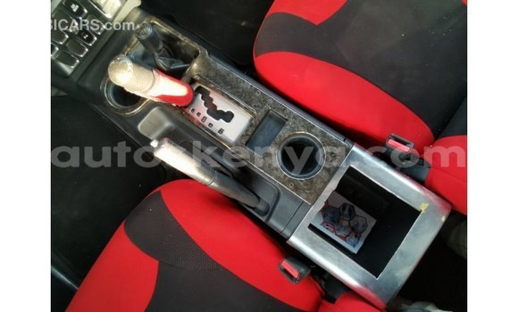 Nunua Imported Toyota FJ Cruiser Nyeusi Gari ndani ya Import - Dubai nchini Kati Kenya Nunua Imported Toyota FJ Cruiser Nyeusi Gari ndani ya Import - Dubai nchini Kati Kenya