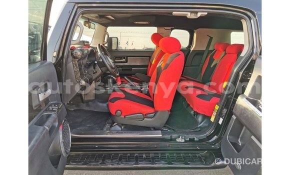 Nunua Imported Toyota FJ Cruiser Nyeusi Gari ndani ya Import - Dubai nchini Kati Kenya Nunua Imported Toyota FJ Cruiser Nyeusi Gari ndani ya Import - Dubai nchini Kati Kenya