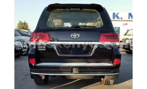Nunua Imported Toyota Land Cruiser Nyeusi Gari ndani ya Import - Dubai nchini Kati Kenya Nunua Imported Toyota Land Cruiser Nyeusi Gari ndani ya Import - Dubai nchini Kati Kenya