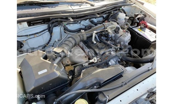 Nunua Imported Mitsubishi L200 Nyeupe Gari ndani ya Import - Dubai nchini Kati Kenya Nunua Imported Mitsubishi L200 Nyeupe Gari ndani ya Import - Dubai nchini Kati Kenya