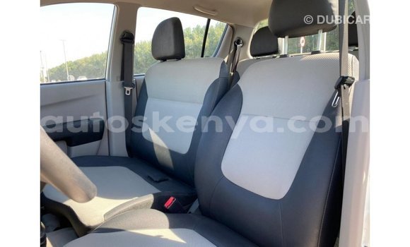Nunua Imported Mitsubishi L200 Nyeupe Gari ndani ya Import - Dubai nchini Kati Kenya Nunua Imported Mitsubishi L200 Nyeupe Gari ndani ya Import - Dubai nchini Kati Kenya