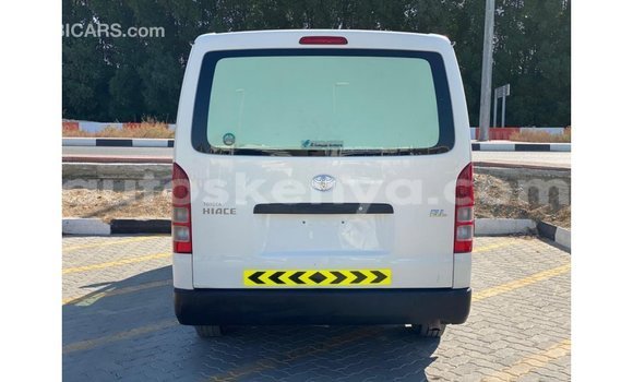 Nunua Imported Toyota Hiace Nyeupe Gari ndani ya Import - Dubai nchini Kati Kenya Nunua Imported Toyota Hiace Nyeupe Gari ndani ya Import - Dubai nchini Kati Kenya