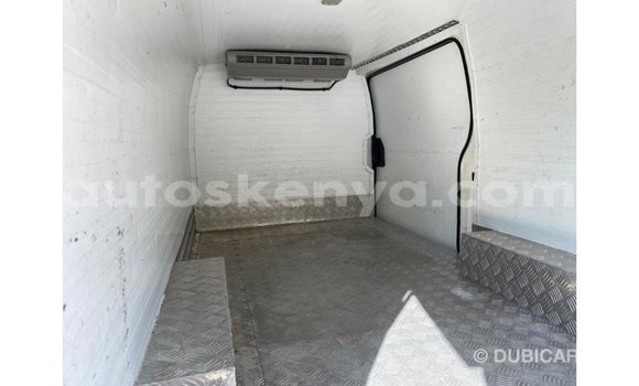 Nunua Imported Toyota Hiace Nyeupe Gari ndani ya Import - Dubai nchini Kati Kenya Nunua Imported Toyota Hiace Nyeupe Gari ndani ya Import - Dubai nchini Kati Kenya