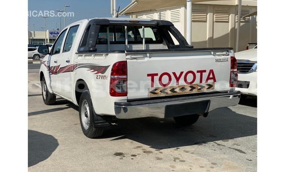 Buy Import Toyota Hilux White Car in Import - Dubai in Central Kenya Buy Import Toyota Hilux White Car in Import - Dubai in Central Kenya