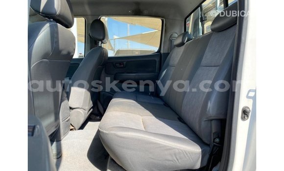 Buy Import Toyota Hilux White Car in Import - Dubai in Central Kenya Buy Import Toyota Hilux White Car in Import - Dubai in Central Kenya