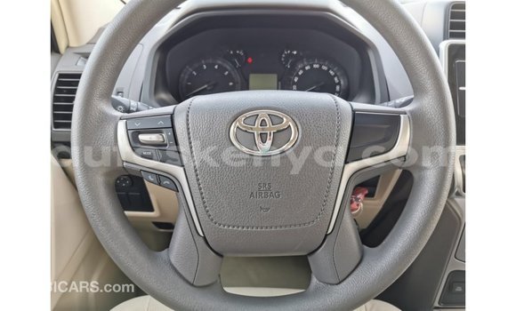 Nunua Imported Toyota Prado Nyeupe Gari ndani ya Import - Dubai nchini Kati Kenya Nunua Imported Toyota Prado Nyeupe Gari ndani ya Import - Dubai nchini Kati Kenya