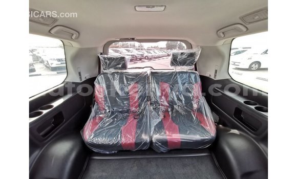 Buy Import Toyota Land Cruiser Black Car in Import - Dubai in Central Kenya Buy Import Toyota Land Cruiser Black Car in Import - Dubai in Central Kenya