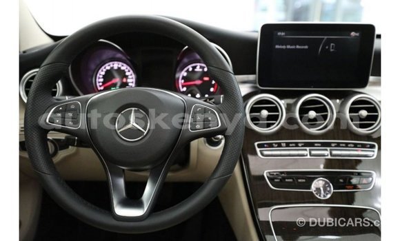 Nunua Imported Mercedes‒Benz 1117 Nyeupe Lori ndani ya Import - Dubai nchini Kati Kenya Nunua Imported Mercedes‒Benz 1117 Nyeupe Lori ndani ya Import - Dubai nchini Kati Kenya