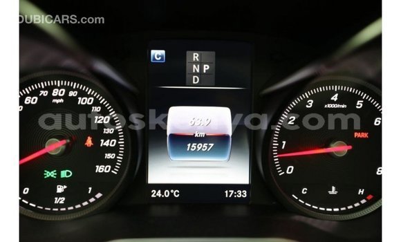 Nunua Imported Mercedes‒Benz 1117 Nyeupe Lori ndani ya Import - Dubai nchini Kati Kenya Nunua Imported Mercedes‒Benz 1117 Nyeupe Lori ndani ya Import - Dubai nchini Kati Kenya