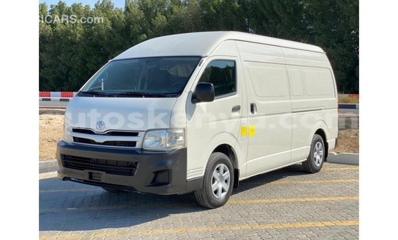 Nunua Imported Toyota Hiace Nyeupe Gari ndani ya Import - Dubai nchini Kati Kenya Nunua Imported Toyota Hiace Nyeupe Gari ndani ya Import - Dubai nchini Kati Kenya