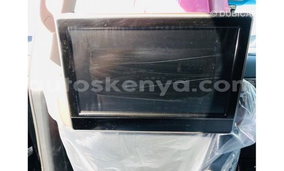 Nunua Imported Toyota Land Cruiser Nyeusi Gari ndani ya Import - Dubai nchini Kati Kenya Nunua Imported Toyota Land Cruiser Nyeusi Gari ndani ya Import - Dubai nchini Kati Kenya
