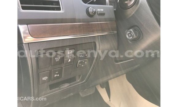 Nunua Imported Toyota Land Cruiser Nyeusi Gari ndani ya Import - Dubai nchini Kati Kenya Nunua Imported Toyota Land Cruiser Nyeusi Gari ndani ya Import - Dubai nchini Kati Kenya
