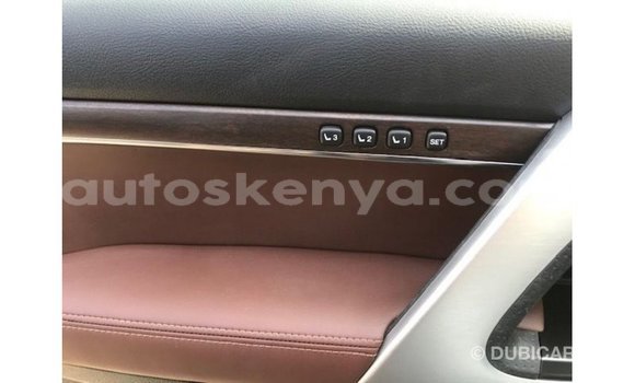 Nunua Imported Toyota Land Cruiser Nyeusi Gari ndani ya Import - Dubai nchini Kati Kenya Nunua Imported Toyota Land Cruiser Nyeusi Gari ndani ya Import - Dubai nchini Kati Kenya