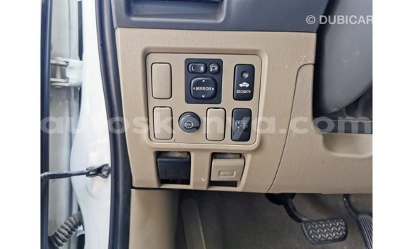 Nunua Imported Toyota Fortuner Nyeupe Gari ndani ya Import - Dubai nchini Kati Kenya Nunua Imported Toyota Fortuner Nyeupe Gari ndani ya Import - Dubai nchini Kati Kenya