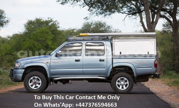 Buy Used Toyota Hilux Blue Car in Nairobi in Nairobi