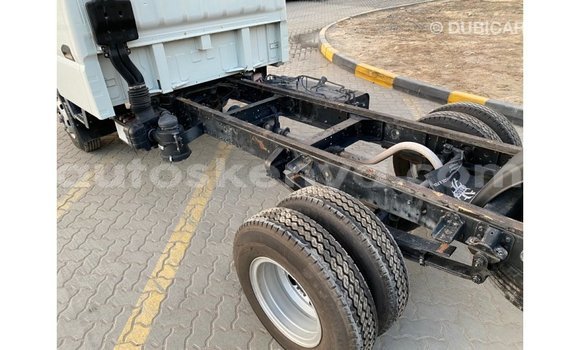 Nunua Imported Mitsubishi i Nyeupe Gari ndani ya Import - Dubai nchini Kati Kenya Nunua Imported Mitsubishi i Nyeupe Gari ndani ya Import - Dubai nchini Kati Kenya