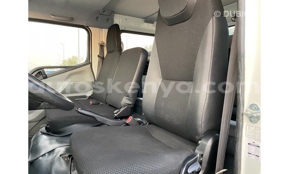 Nunua Imported Mitsubishi i Nyeupe Gari ndani ya Import - Dubai nchini Kati Kenya Nunua Imported Mitsubishi i Nyeupe Gari ndani ya Import - Dubai nchini Kati Kenya