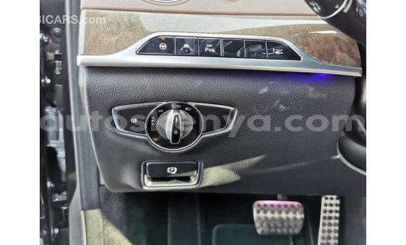 Imported Mercedes‒Benz 1117 Black Netiree iti Import - Dubai keessatti Central Kenya keessatti Imported Mercedes‒Benz 1117 Black Netiree iti Import - Dubai keessatti Central Kenya keessatti