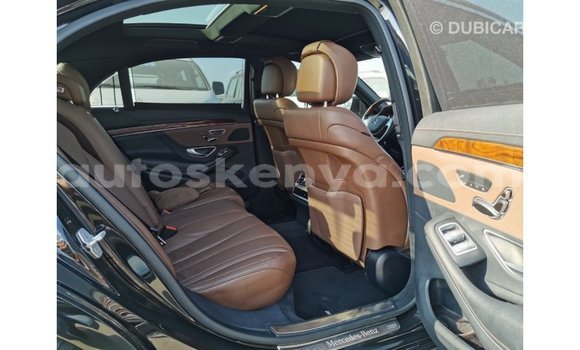 Imported Mercedes‒Benz 1117 Black Netiree iti Import - Dubai keessatti Central Kenya keessatti Imported Mercedes‒Benz 1117 Black Netiree iti Import - Dubai keessatti Central Kenya keessatti