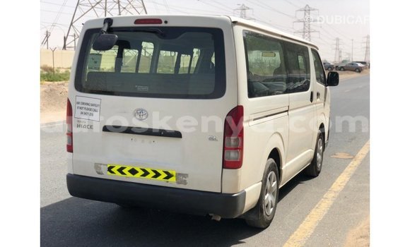 Nunua Imported Toyota Hiace Nyeupe Gari ndani ya Import - Dubai nchini Kati Kenya Nunua Imported Toyota Hiace Nyeupe Gari ndani ya Import - Dubai nchini Kati Kenya
