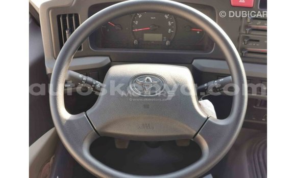 Buy Import Toyota Coaster White Car in Import - Dubai in Central Kenya Buy Import Toyota Coaster White Car in Import - Dubai in Central Kenya