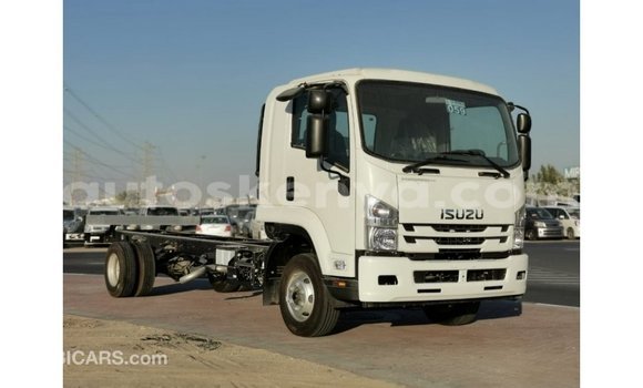 Nunua Imported Isuzu Bighorn Nyeupe Lori ndani ya Import - Dubai nchini Kati Kenya Nunua Imported Isuzu Bighorn Nyeupe Lori ndani ya Import - Dubai nchini Kati Kenya