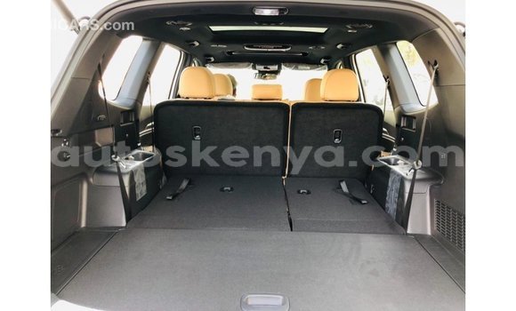 Imported Kia Carens White Makiinaa iti Import - Dubai keessatti Central Kenya keessatti Imported Kia Carens White Makiinaa iti Import - Dubai keessatti Central Kenya keessatti