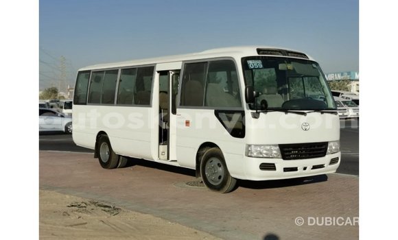 Nunua Imported Toyota Coaster Nyeupe Gari ndani ya Import - Dubai nchini Kati Kenya Nunua Imported Toyota Coaster Nyeupe Gari ndani ya Import - Dubai nchini Kati Kenya