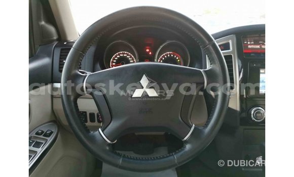 Buy Import Mitsubishi Pajero Black Car in Import - Dubai in Central Kenya Buy Import Mitsubishi Pajero Black Car in Import - Dubai in Central Kenya