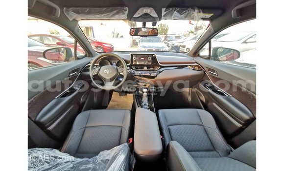 Imported Toyota C-HR Red Makiinaa iti Import - Dubai keessatti Central Kenya keessatti Imported Toyota C-HR Red Makiinaa iti Import - Dubai keessatti Central Kenya keessatti