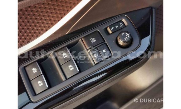 Imported Toyota C-HR Red Makiinaa iti Import - Dubai keessatti Central Kenya keessatti Imported Toyota C-HR Red Makiinaa iti Import - Dubai keessatti Central Kenya keessatti