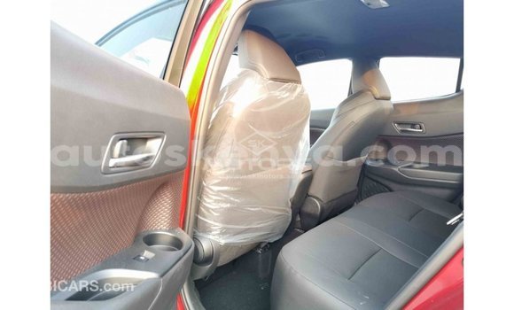 Imported Toyota C-HR Red Makiinaa iti Import - Dubai keessatti Central Kenya keessatti Imported Toyota C-HR Red Makiinaa iti Import - Dubai keessatti Central Kenya keessatti