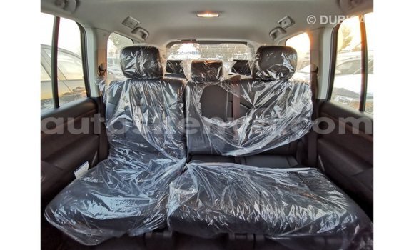 Imported Toyota Land Cruiser Red Makiinaa iti Import - Dubai keessatti Central Kenya keessatti Imported Toyota Land Cruiser Red Makiinaa iti Import - Dubai keessatti Central Kenya keessatti