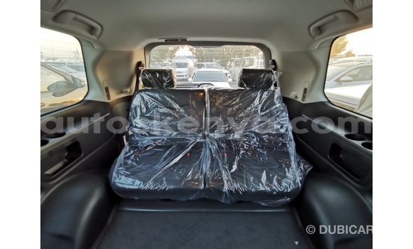 Imported Toyota Land Cruiser Red Makiinaa iti Import - Dubai keessatti Central Kenya keessatti Imported Toyota Land Cruiser Red Makiinaa iti Import - Dubai keessatti Central Kenya keessatti