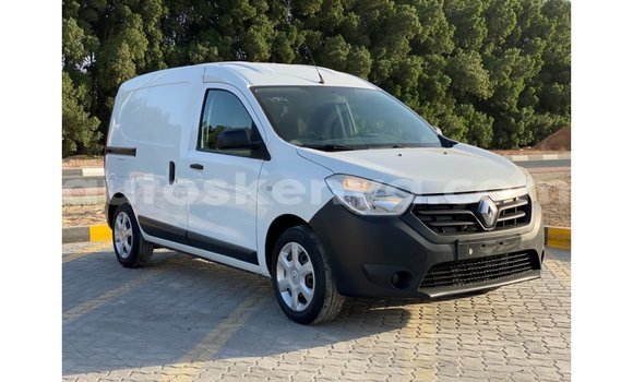 Nunua Imported Renault 6 Nyeupe Gari ndani ya Import - Dubai nchini Kati Kenya