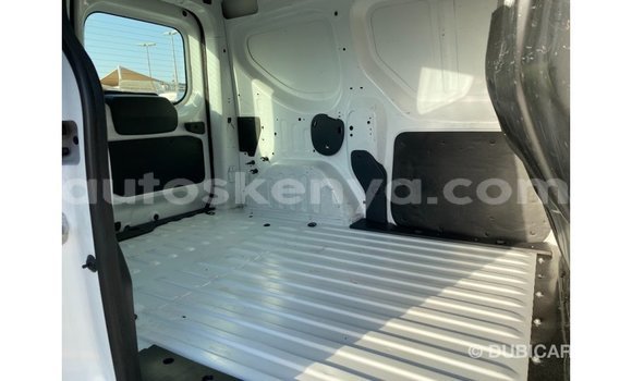 Imported Renault 6 White Makiinaa iti Import - Dubai keessatti Central Kenya keessatti Imported Renault 6 White Makiinaa iti Import - Dubai keessatti Central Kenya keessatti