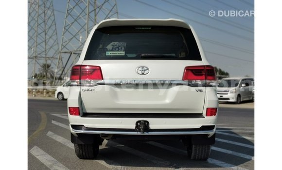 Buy Import Toyota Land Cruiser White Car in Import - Dubai in Central Kenya Buy Import Toyota Land Cruiser White Car in Import - Dubai in Central Kenya