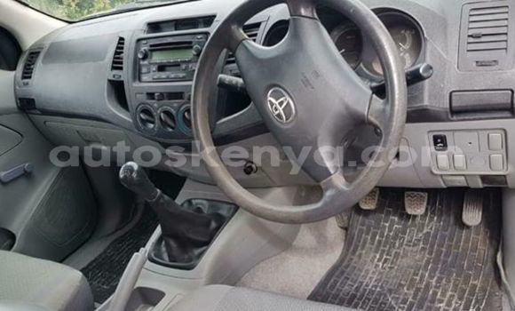 Buy Used Toyota Hilux White Car in Nairobi in Nairobi Buy Used Toyota Hilux White Car in Nairobi in Nairobi