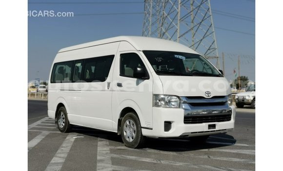 Buy Import Toyota Hiace White Car in Import - Dubai in Central Kenya Buy Import Toyota Hiace White Car in Import - Dubai in Central Kenya