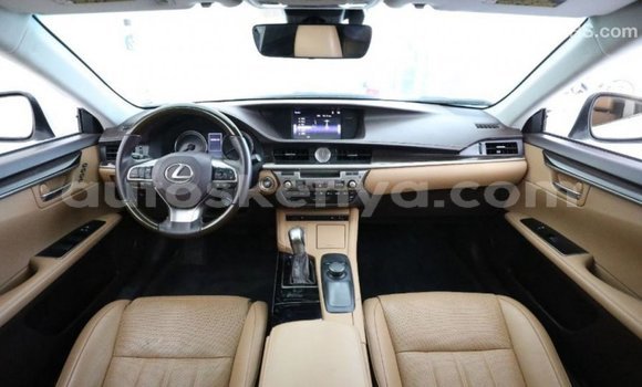 Buy Import Lexus ES White Car in Import - Dubai in Central Kenya Buy Import Lexus ES White Car in Import - Dubai in Central Kenya