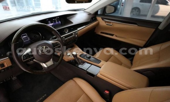 Buy Import Lexus ES White Car in Import - Dubai in Central Kenya Buy Import Lexus ES White Car in Import - Dubai in Central Kenya