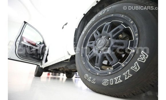 Buy Import Toyota Tundra White Car in Import - Dubai in Central Kenya Buy Import Toyota Tundra White Car in Import - Dubai in Central Kenya
