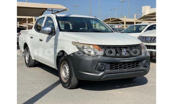 Buy Import Mitsubishi L200 White Car in Import - Dubai in Central Kenya Buy Import Mitsubishi L200 White Car in Import - Dubai in Central Kenya