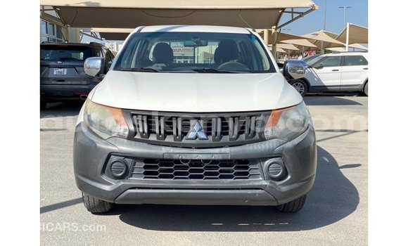 Buy Import Mitsubishi L200 White Car in Import - Dubai in Central Kenya Buy Import Mitsubishi L200 White Car in Import - Dubai in Central Kenya